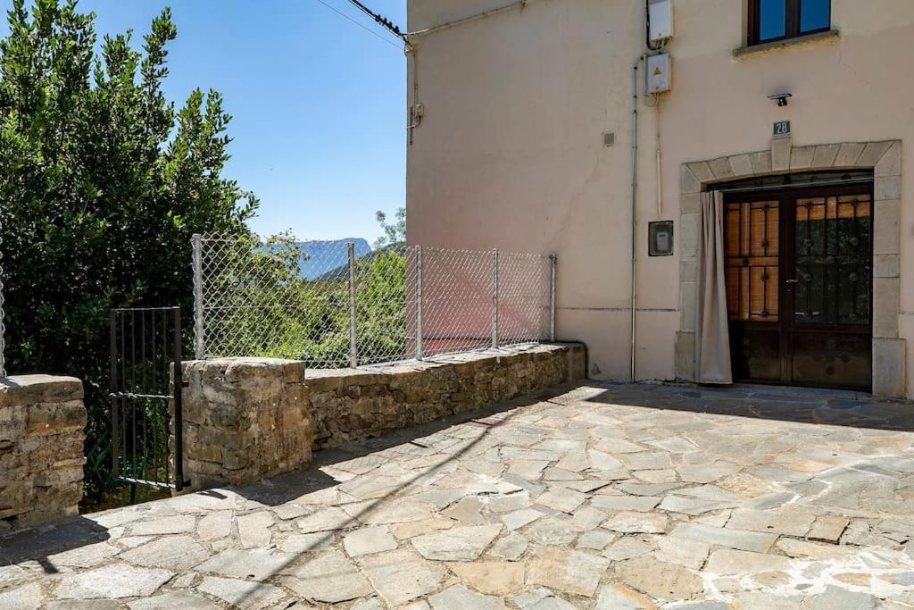 Casa Feli - Apartamento Con Jardin Privado En Los Pirineos Castiello de Jaca Buitenkant foto